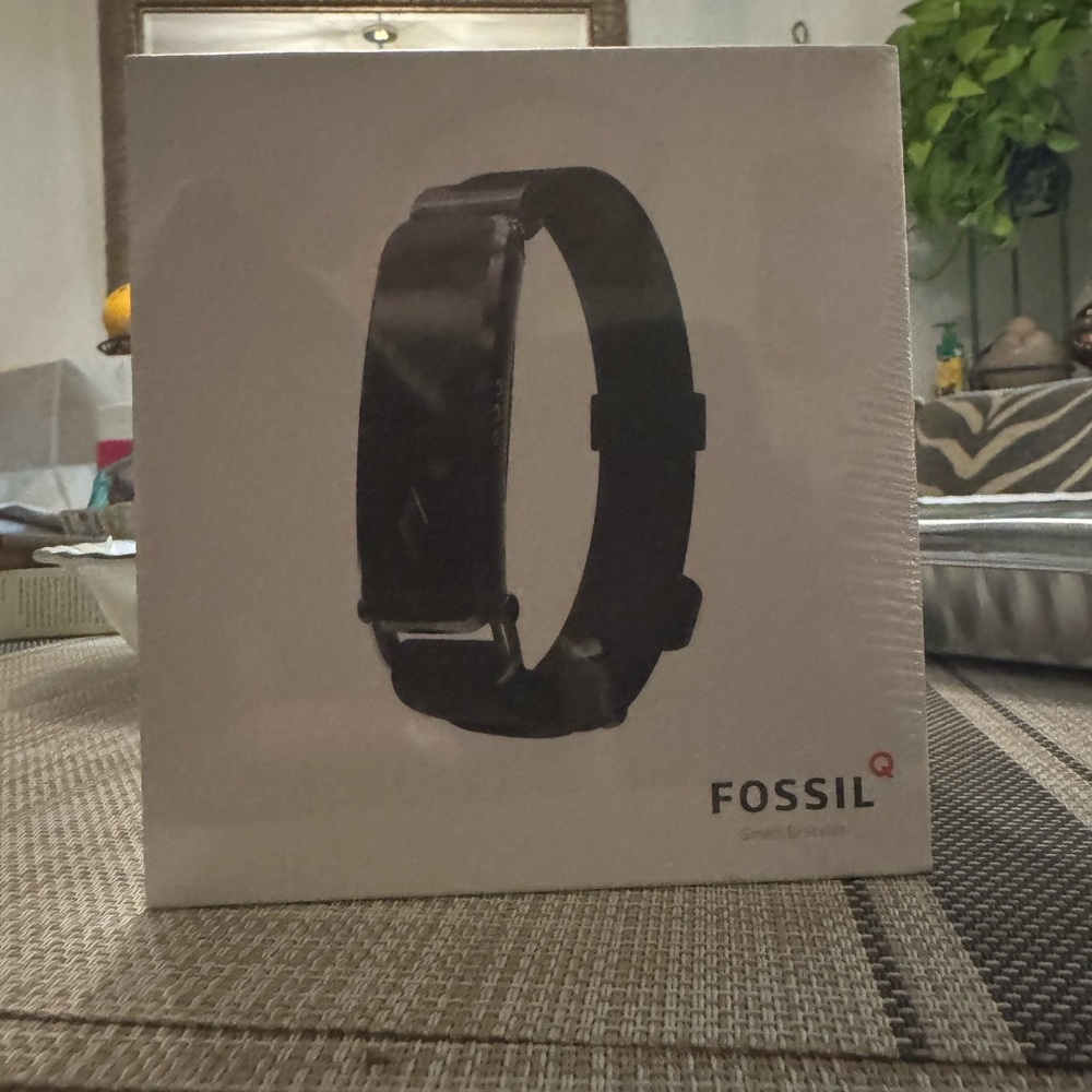Fossil Bluetooth Smartwatch in black (Needs Battery)